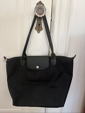 Longchamp Black Nylon Le Pliage Everyday Tote